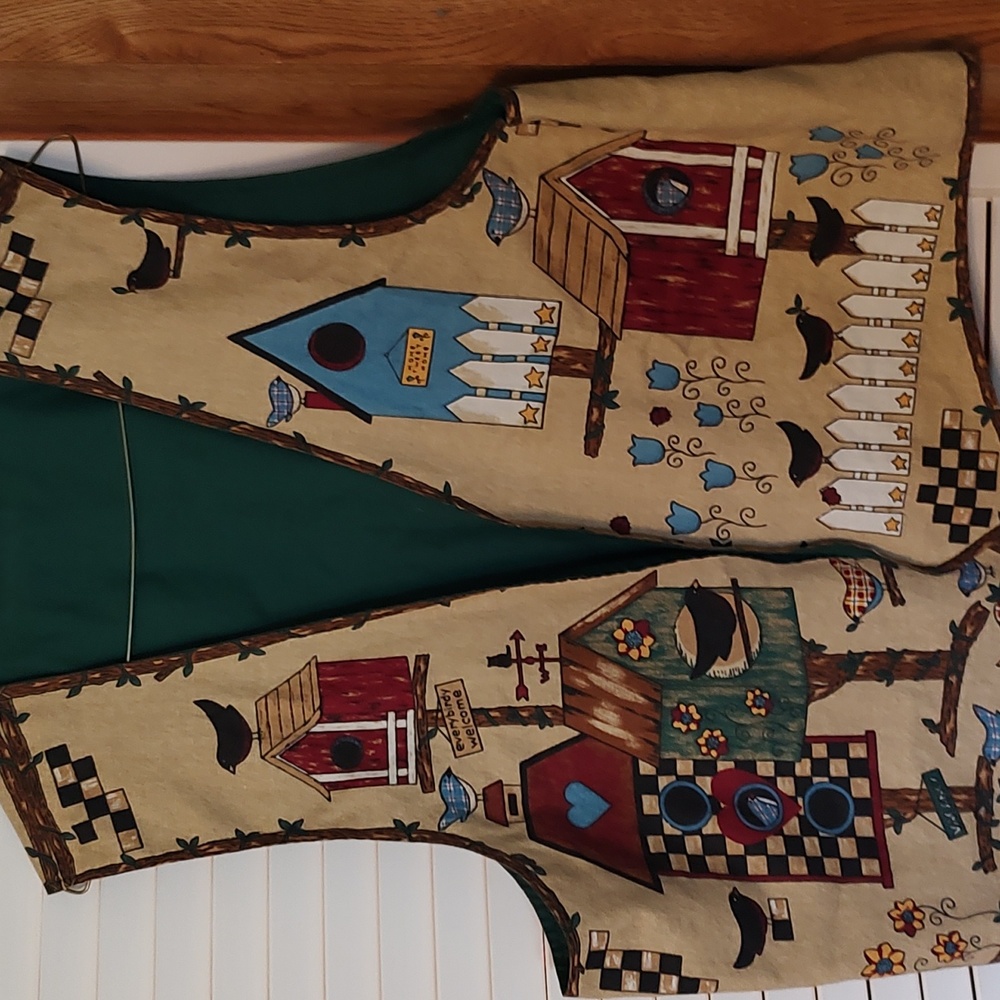 Birdhouse vest - Picture 2 of 3